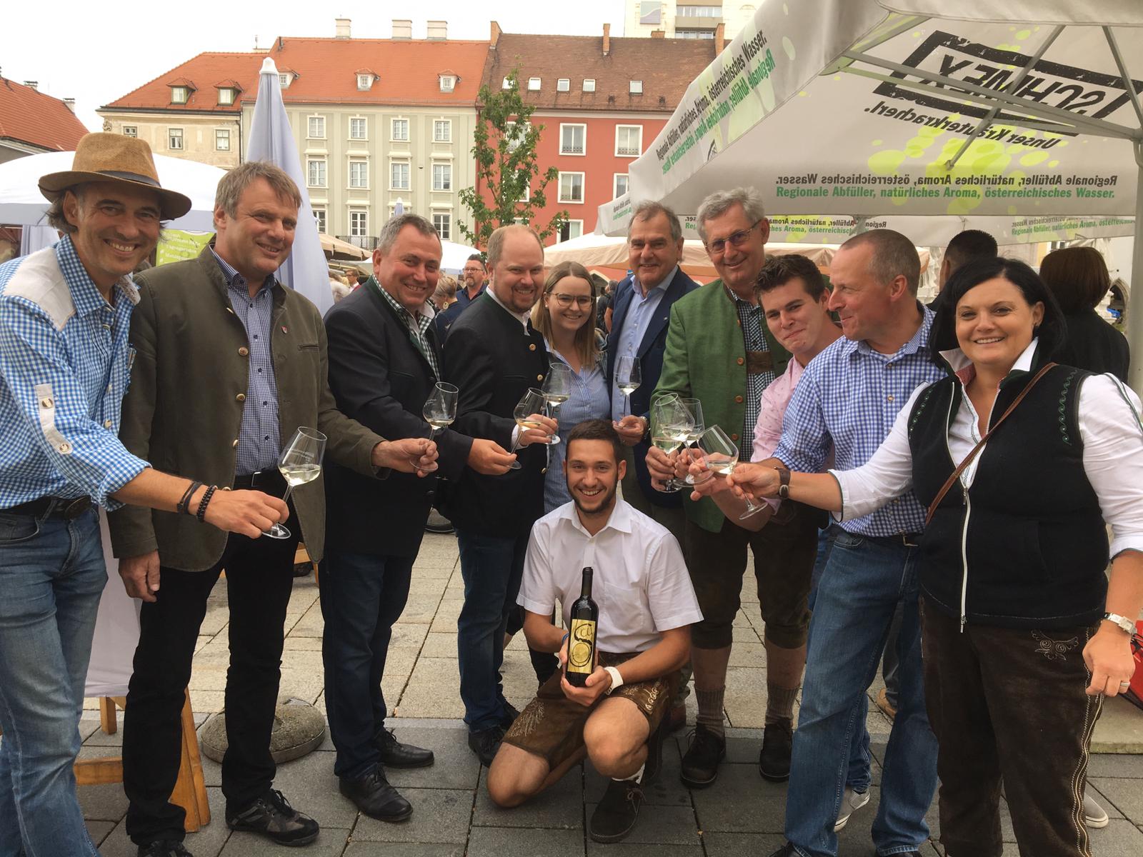 Weinfest-Marienmarkt Rosalia zu Gast Weinfest-Marienmarkt Rosalia zu Gast